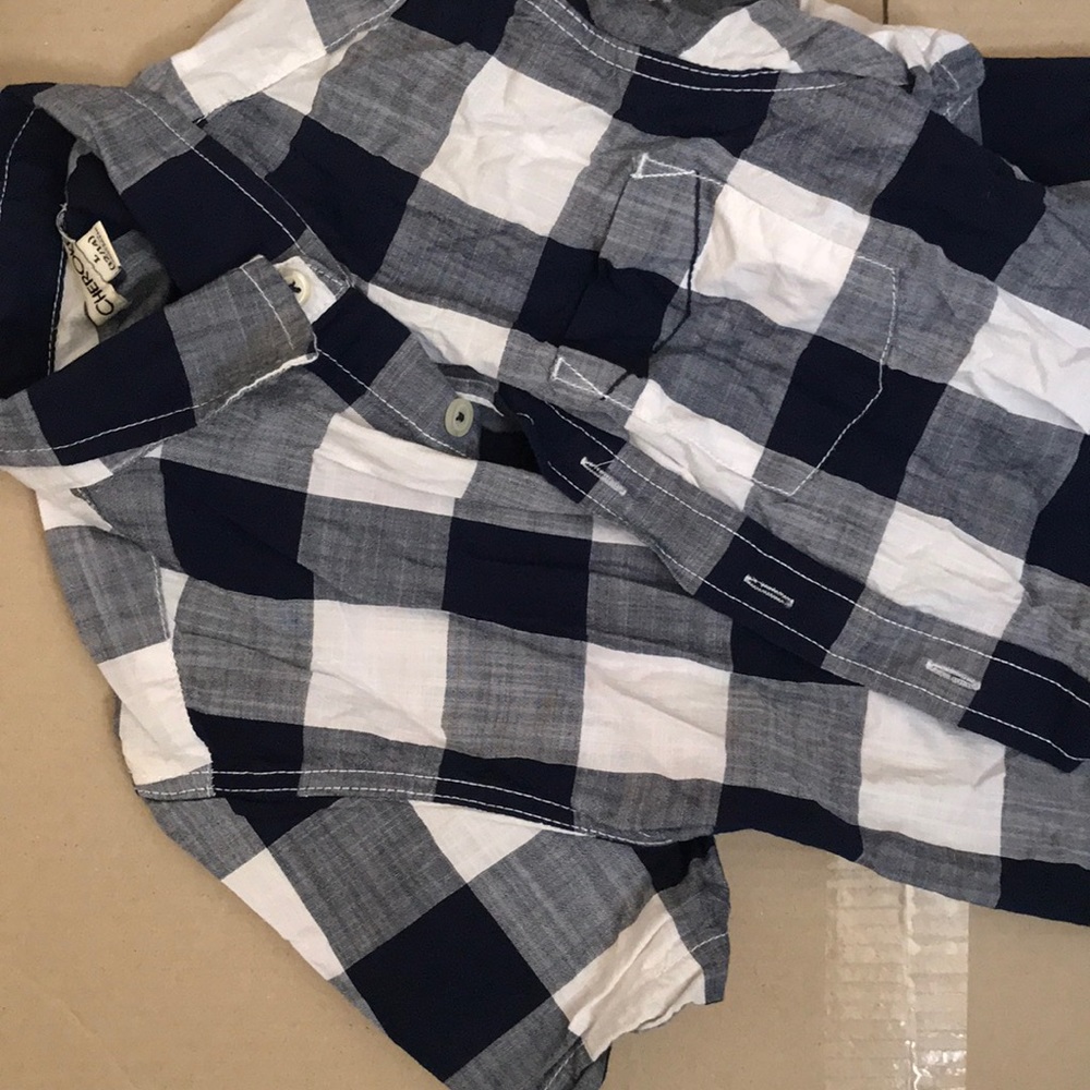 Button up tshirt brand new
